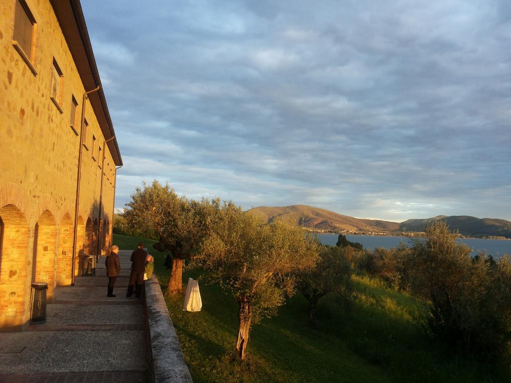 Fattoria Il Poggio Villa ซาน เฟลิชิอาโน ภายนอก รูปภาพ