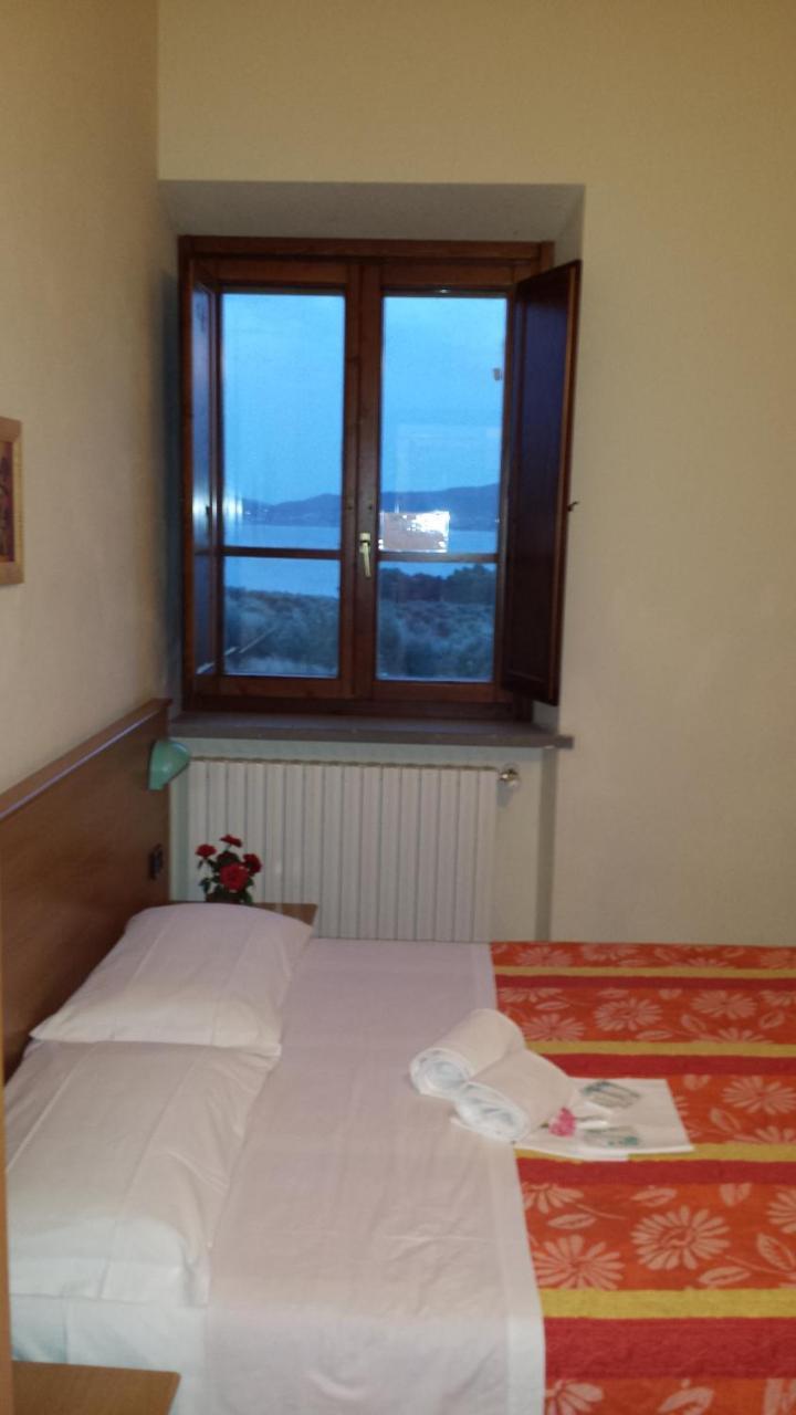 Fattoria Il Poggio Villa ซาน เฟลิชิอาโน ภายนอก รูปภาพ