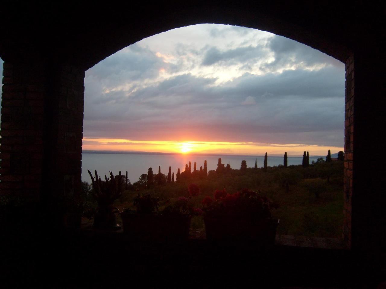Fattoria Il Poggio Villa ซาน เฟลิชิอาโน ภายนอก รูปภาพ