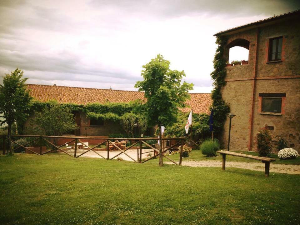Fattoria Il Poggio Villa ซาน เฟลิชิอาโน ภายนอก รูปภาพ